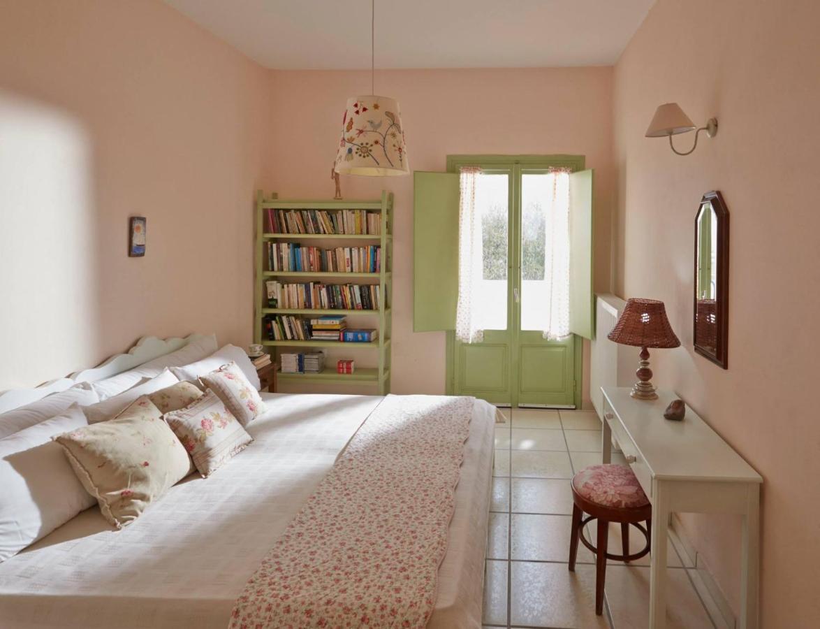 Flower And Crafts - The Eco Nature House Μονόλιθος Εξωτερικό φωτογραφία