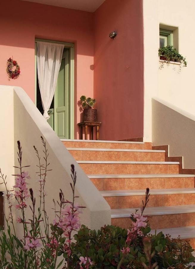 Flower And Crafts - The Eco Nature House Μονόλιθος Εξωτερικό φωτογραφία