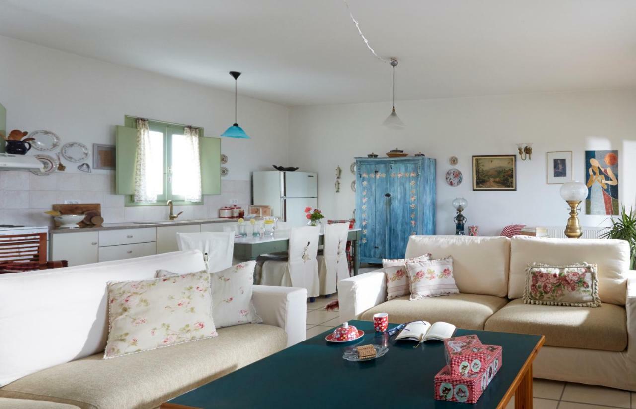 Flower And Crafts - The Eco Nature House Μονόλιθος Εξωτερικό φωτογραφία